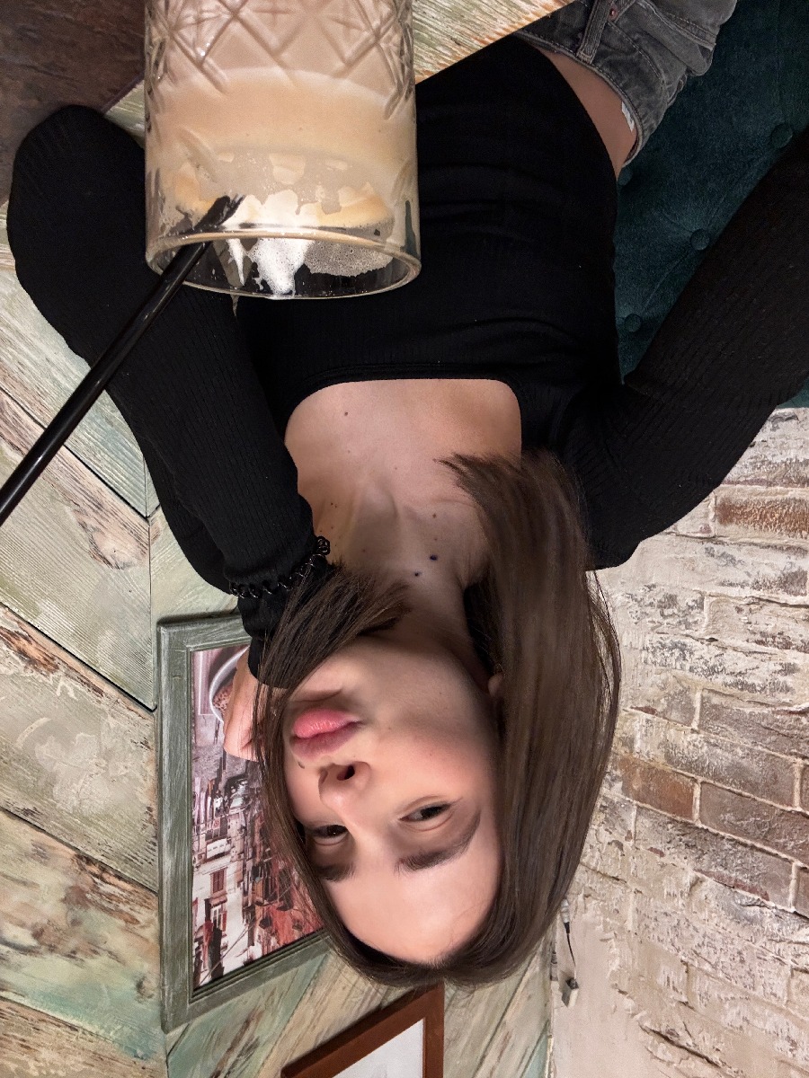 Fresh photos, fresh mood — Tina online in Pasig